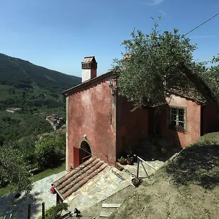 Casa Rossa Villa Calci